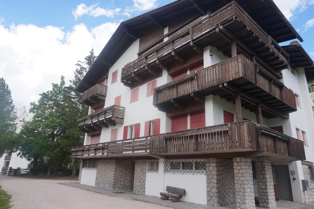 FALORIA Studio Apartment Cortina dʼAmpezzo Exterior foto